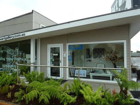 Cafe Martin - Holiday Find 0