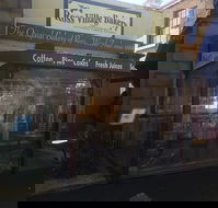 Ross Bakery - Holiday Find