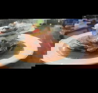 Alan's Cafe - Holiday Find