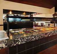 Ibis Bar  Grill - Holiday Find