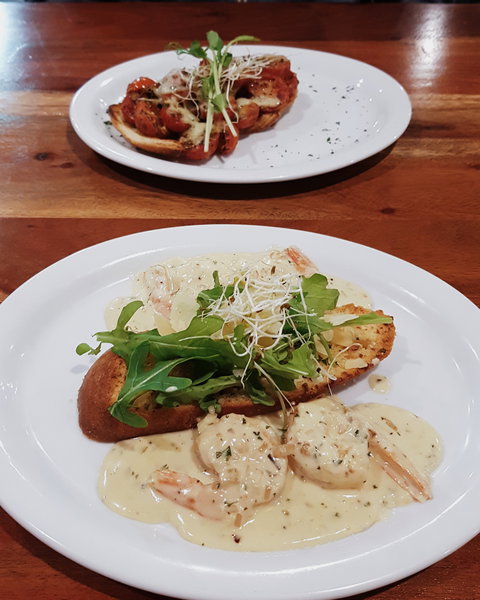 Yak On The York - Holiday Find 8