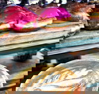 Ugly Duckling - Holiday Find