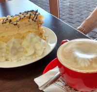 La Scala Cafe  Pizzeria - Holiday Find