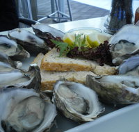 The Oyster Bar Holdfast Shores - Holiday Find