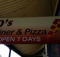 JD's Diner  Pizza - Holiday Find