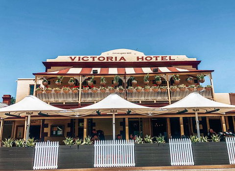 Victoria Hotel Bistro - Holiday Find 0