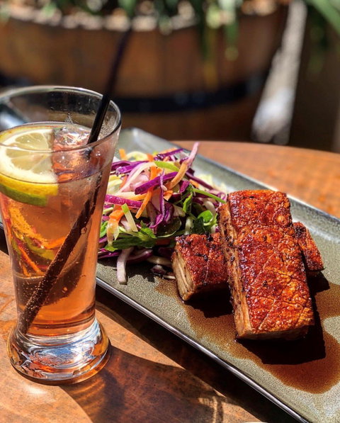 Victoria Hotel Bistro - Holiday Find 1