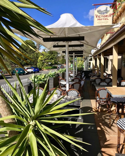 Victoria Hotel Bistro - Holiday Find 6