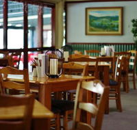 Cedar Lake Bistro - Holiday Find
