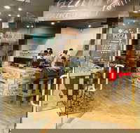 Pizzeria Mozzarella Bar By Fellini - Holiday Find