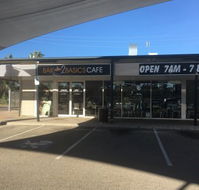 Bak 2 Basics Cafe - Holiday Find