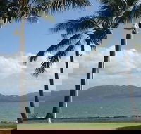 Strand View Cafe - Holiday Find