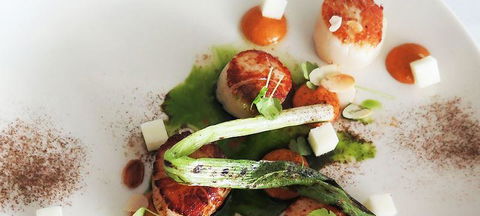 Tallwood Eatery - Holiday Find 0