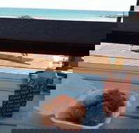 See Street Seafood Take-Aways - Holiday Find