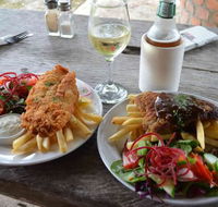 El Arish Tavern - Holiday Find