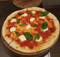 Flutterbucks Pizzeria - Holiday Find