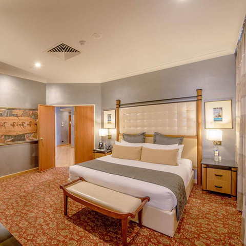 Duxton Hotel - Holiday Find 14