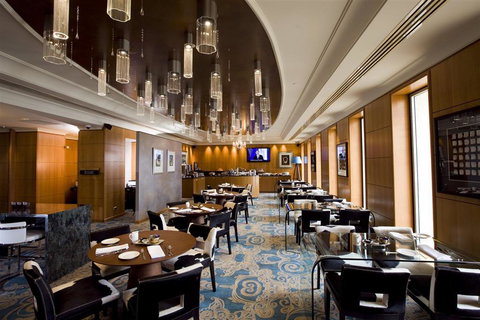 Duxton Hotel - Holiday Find 16