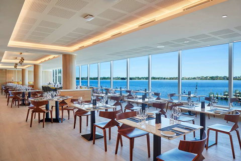 DoubleTree by Hilton Perth Waterfront - Holiday Find 16