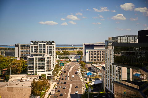 Holiday Inn Sydney Airport - Holiday Find 2
