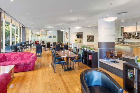 Nesuto Canberra Apartment Hotel - Holiday Find 7