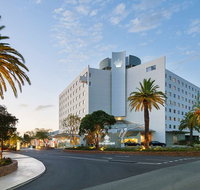 Crown Promenade Perth - Holiday Find
