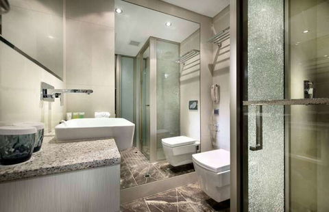 Swan River Hotel - Holiday Find 5