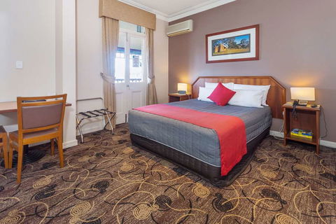 Quality Hotel Bayswater - Holiday Find 1