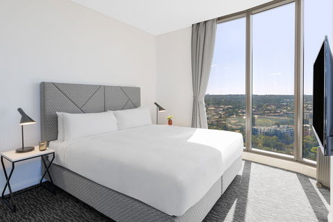Meriton Suites George St - Holiday Find 0