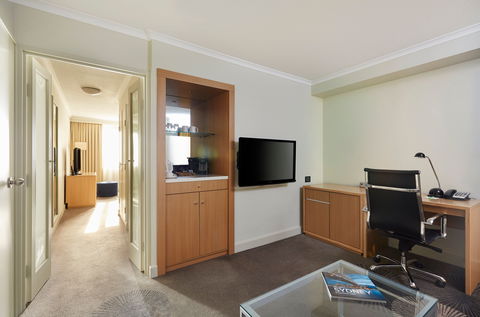 Holiday Inn Parramatta - Holiday Find 15