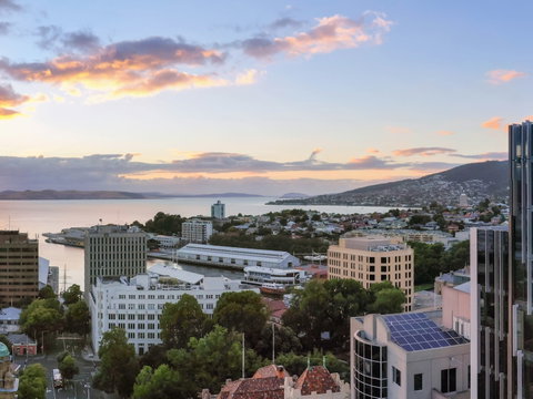 Moevenpick Hotel Hobart - Holiday Find 0