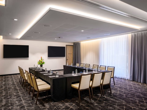 Moevenpick Hotel Hobart - Holiday Find 6