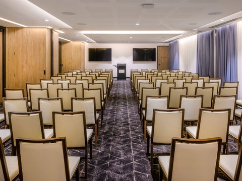 Moevenpick Hotel Hobart - Holiday Find 8