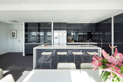 381 Cremorne - Holiday Find 5