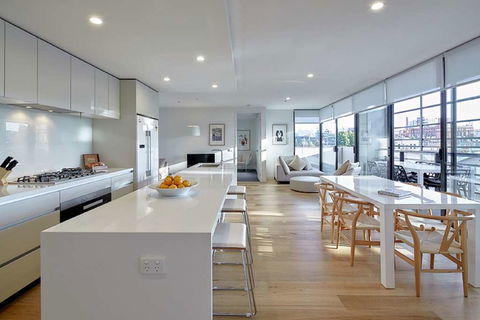 381 Cremorne - Holiday Find 15
