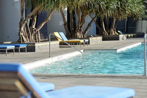 Mantra Circle on Cavill - Holiday Find 5