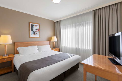 Nesuto Canberra Apartment Hotel - Holiday Find 9