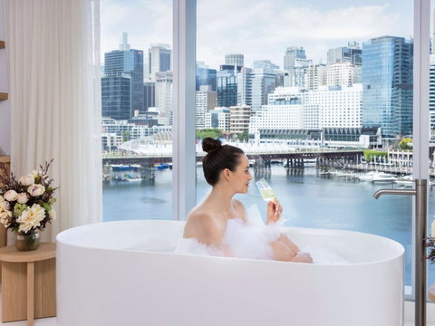 Sofitel Sydney Darling Harbour - Holiday Find 13