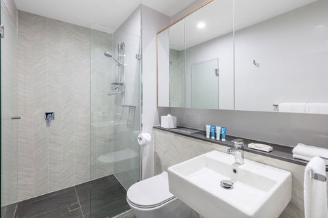 Meriton Suites Sydney Airport - Holiday Find 8