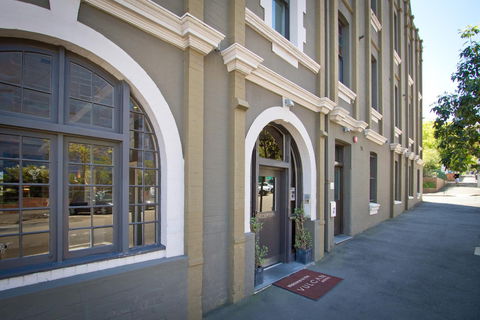 The Vulcan Hotel - Holiday Find 1