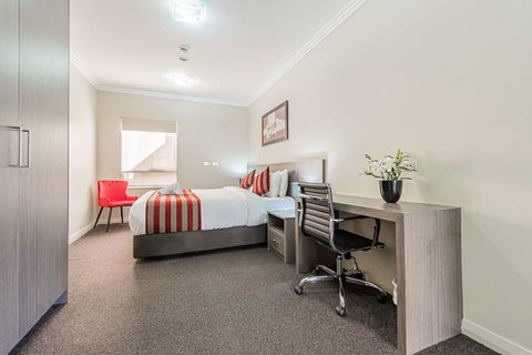Best Western Plus Camperdown Suites - Holiday Find 10