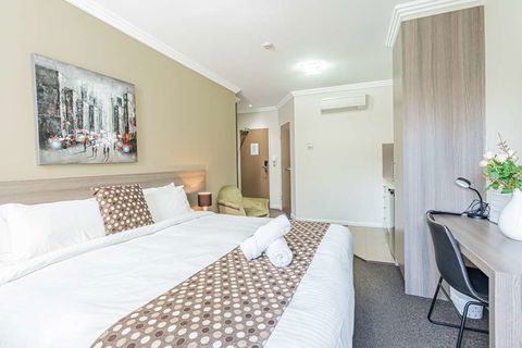Best Western Plus Camperdown Suites - Holiday Find 15