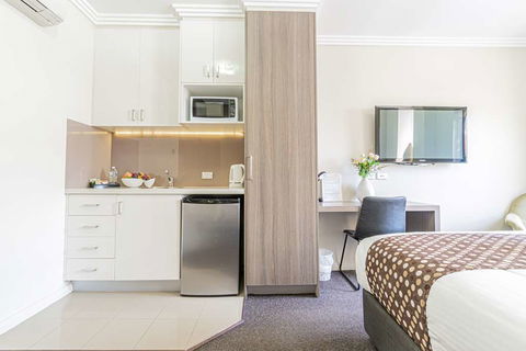 Best Western Plus Camperdown Suites - Holiday Find 16