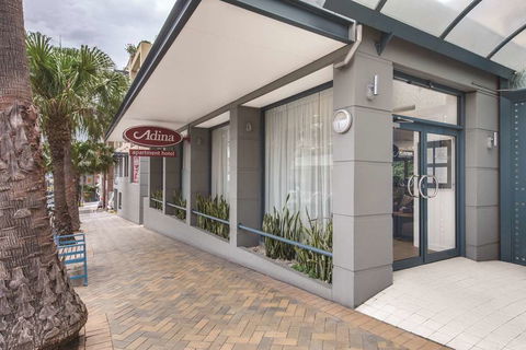 Adina Apartment Hotel Coogee - Holiday Find 1