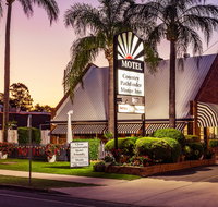 Country Pathfinder Motor Inn - Holiday Find