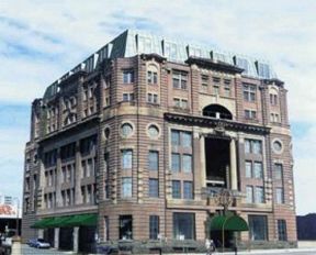 Adina Apartment Hotel Sydney Central - Holiday Find 0