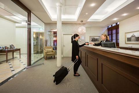 Launceston Central Apartments - Holiday Find 1