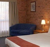 Akuna Motor Inn - Holiday Find