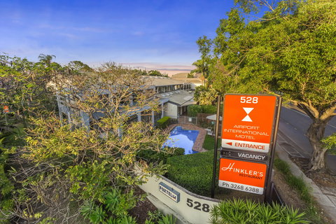 The Airport International Motel - Holiday Find 0