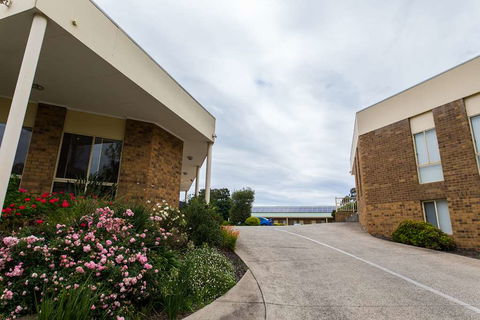 Best Western Mill Park Motel - Holiday Find 0